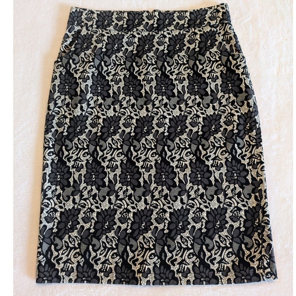 Mikarose Pencil Skirt Womens Small Black White Floral Lace Print Modest Pockets